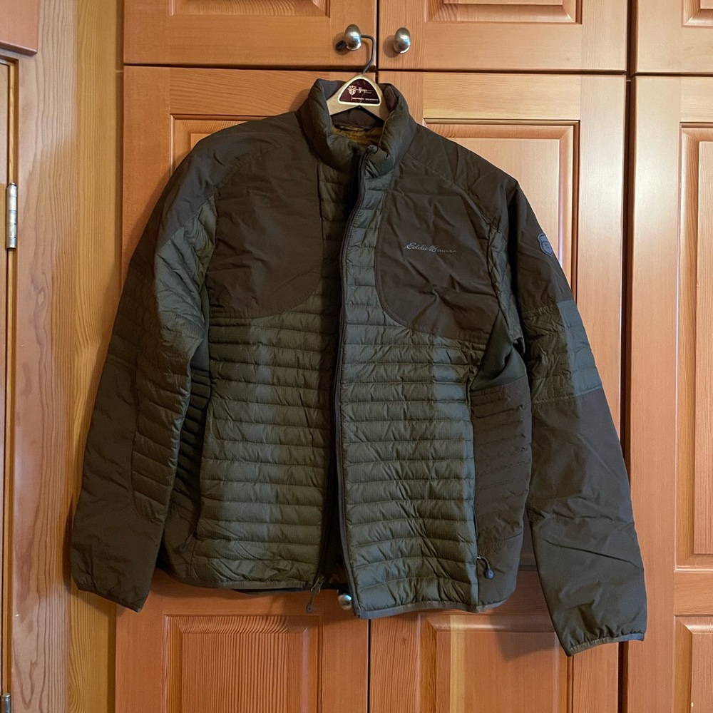 Eddie Bauer - puffy - size Large